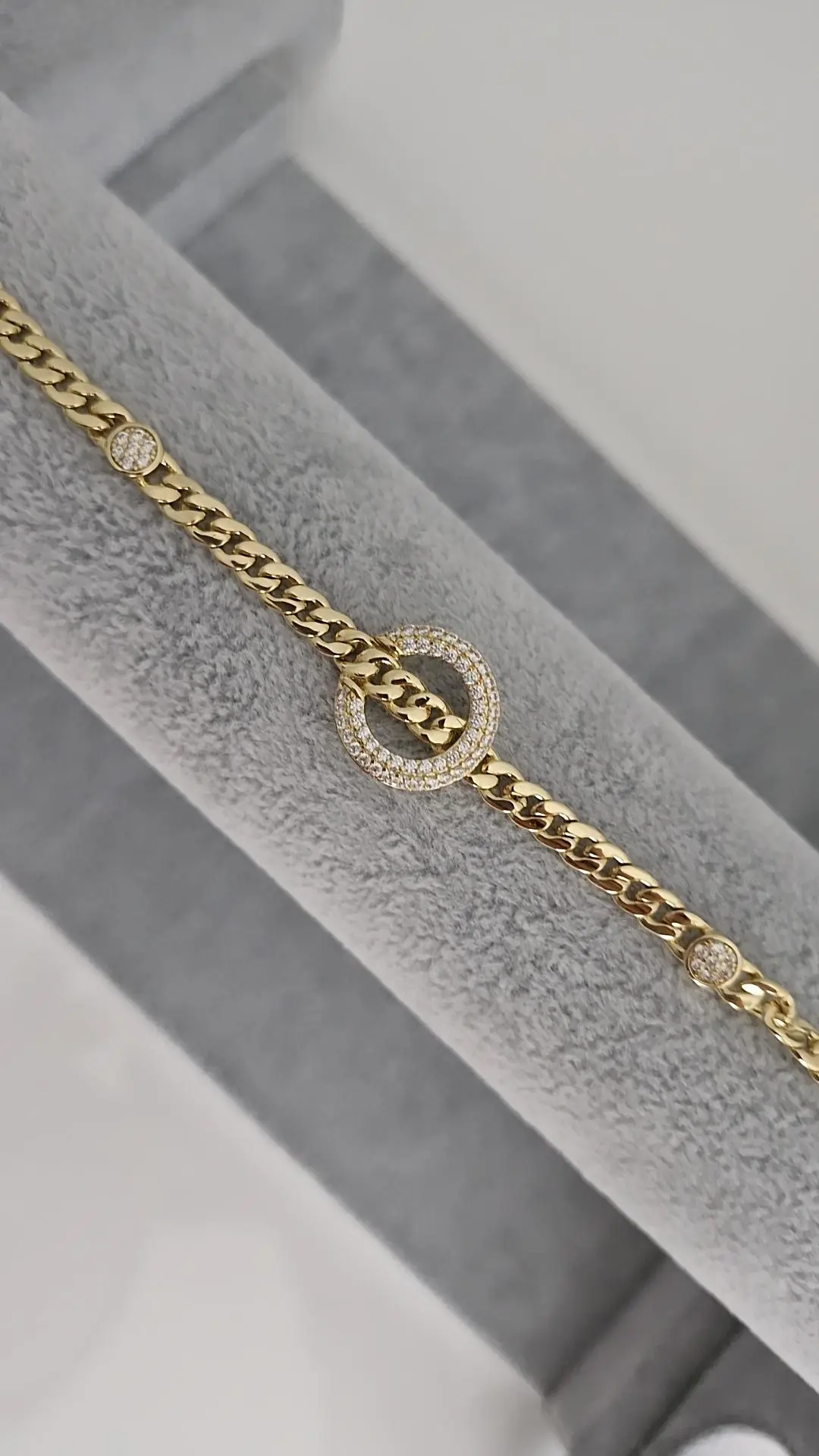 Jorvani Orenda Bileklik