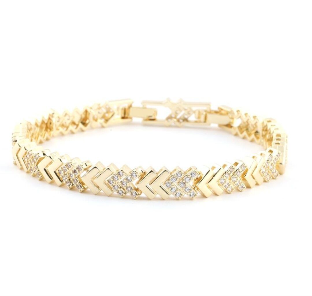 Jorvani Vera Bileklik