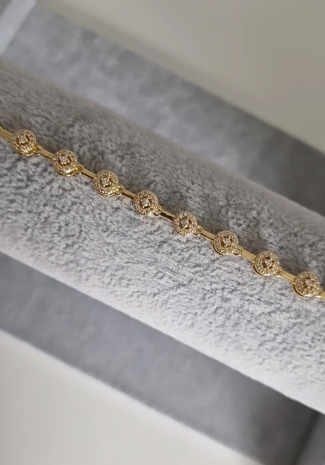 Jorvani Jove Bileklik