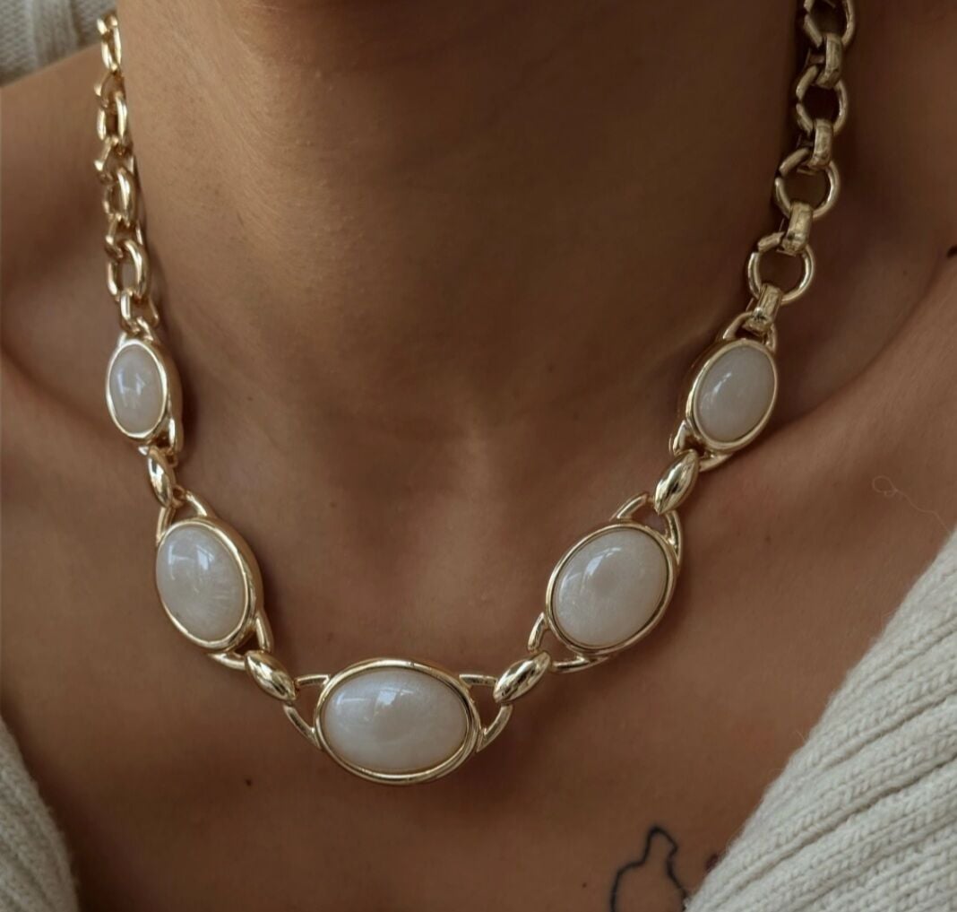 Jorvani Moonmilk Kolye