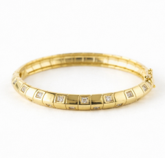 Jorvani Aurora Clasp Kelepçe